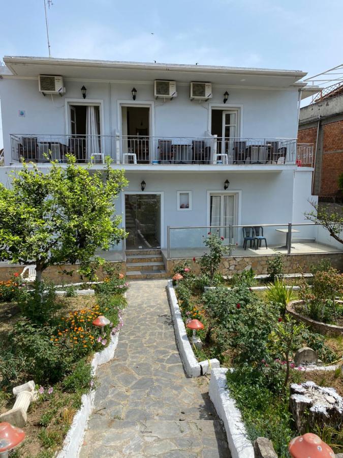 Yiannis Studios Moraḯtika Buitenkant foto